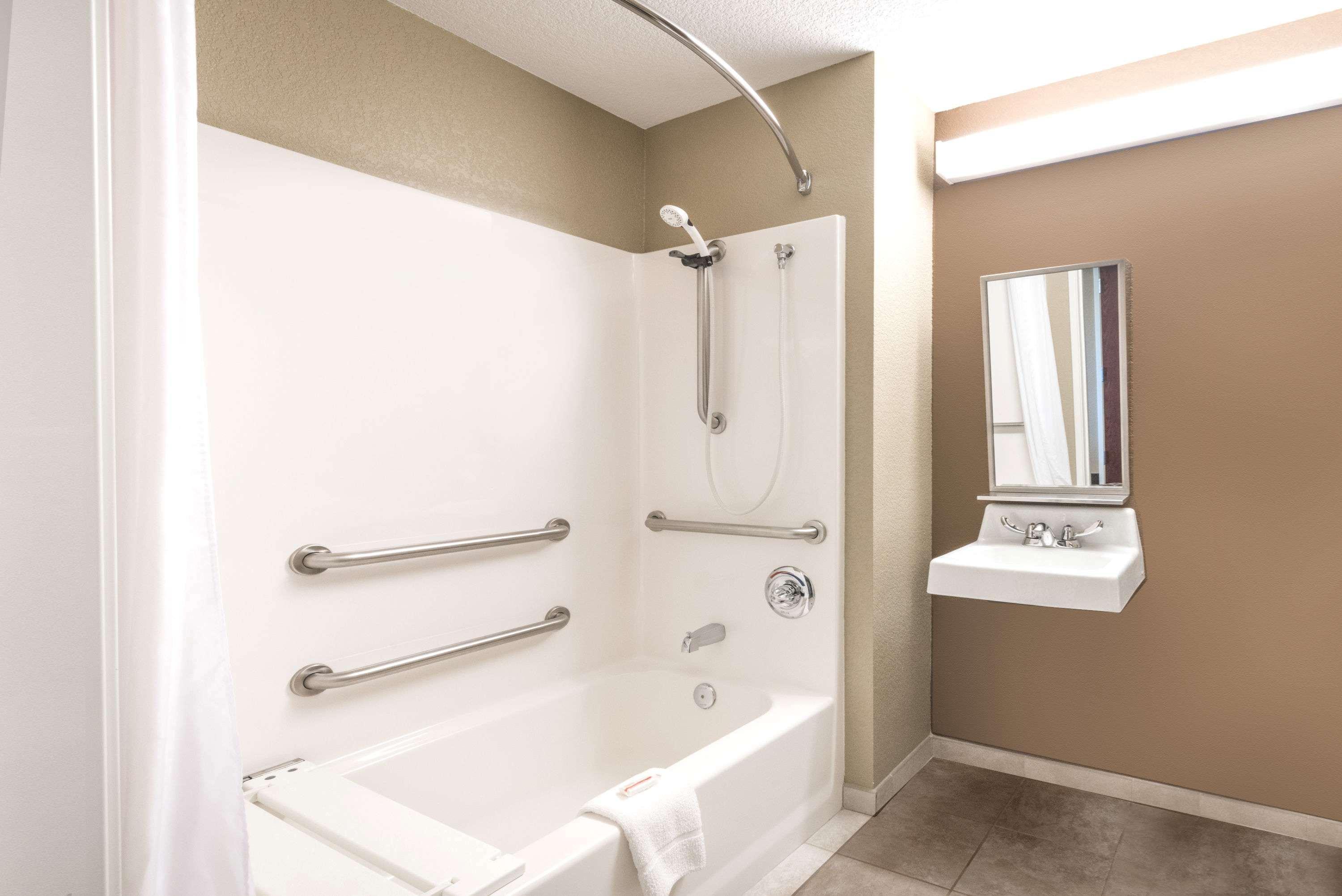 Microtel Inn & Suites By Wyndham Dickinson Dış mekan fotoğraf